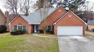 1040 Sunny Field Court, Lawrenceville, GA 30043