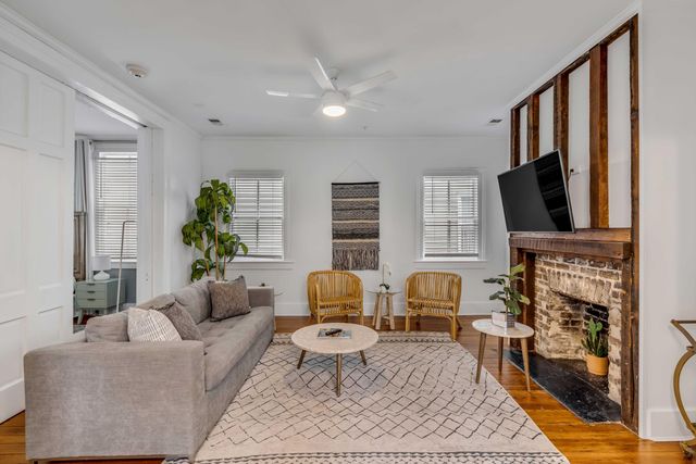 140 Spring Street, Charleston, SC 29403