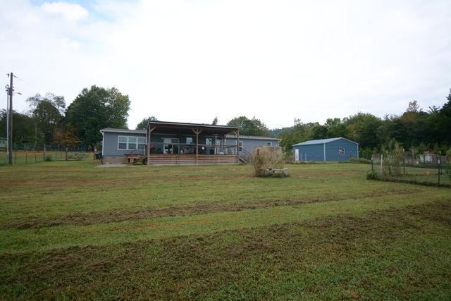 18 Aderholt Road, Bronston, KY 42518