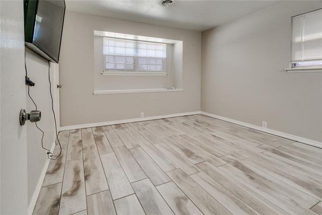 2 Philbrook Drive, Oklahoma City, OK 73109