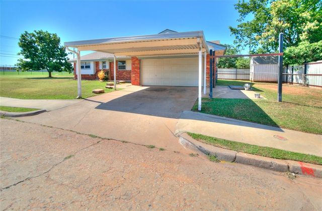 2 Philbrook Drive, Oklahoma City, OK 73109