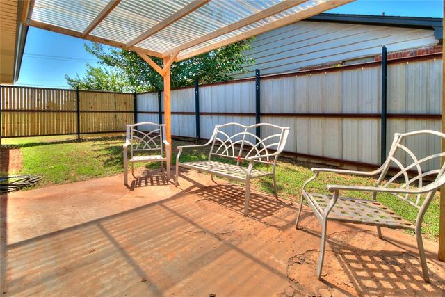 2 Philbrook Drive, Oklahoma City, OK 73109