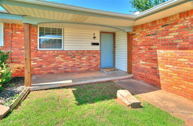 2 Philbrook Drive, Oklahoma City, OK 73109