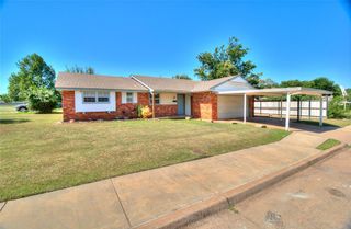 2 Philbrook Drive, Oklahoma City, OK 73109