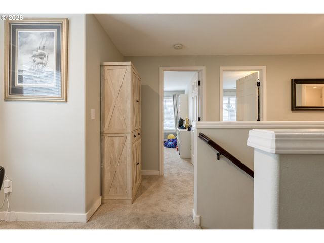 306 E 16TH Pl, La Center, WA 98629