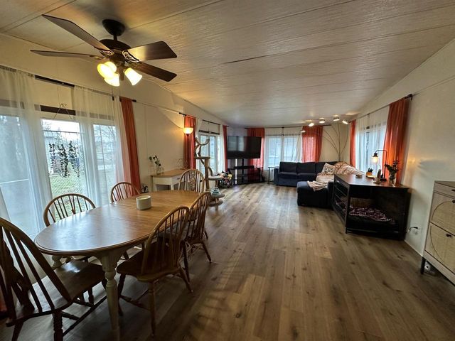 7 Lapidary Lane, Janesville, WI 53548