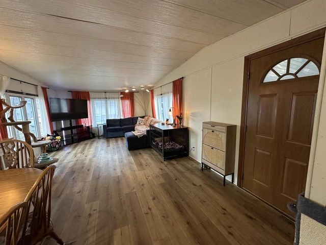 7 Lapidary Lane, Janesville, WI 53548