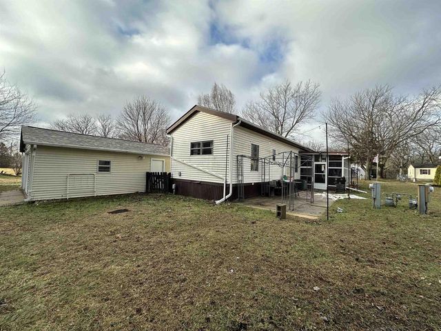 7 Lapidary Lane, Janesville, WI 53548