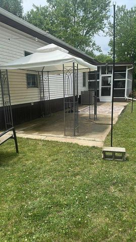 7 Lapidary Lane, Janesville, WI 53548