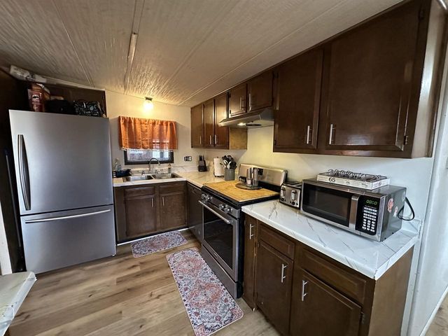 7 Lapidary Lane, Janesville, WI 53548