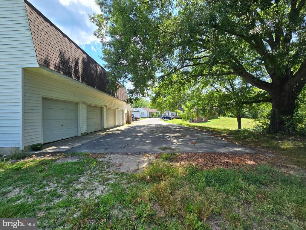 3736 MASSAPONAX CHURCH RD WAREHOUSE, Fredericksburg, VA 22408