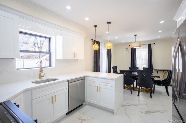 65-15 183rd Street, Fresh Meadows, NY 11365