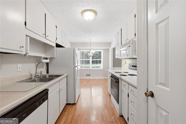 3784 Butterfield Drive NW, Kennesaw, GA 30152