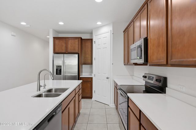 5120 SAWMILL PT Way, Jacksonville, FL 32210