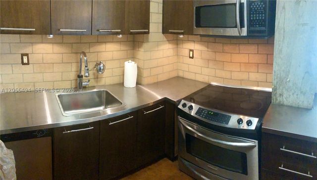 3301 NE 5th Ave 204, Miami, FL 33137