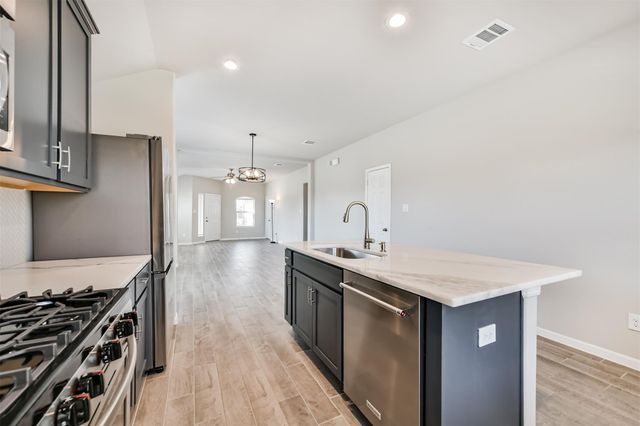13114 Dalvay Beach Drive, La Marque, TX 77568