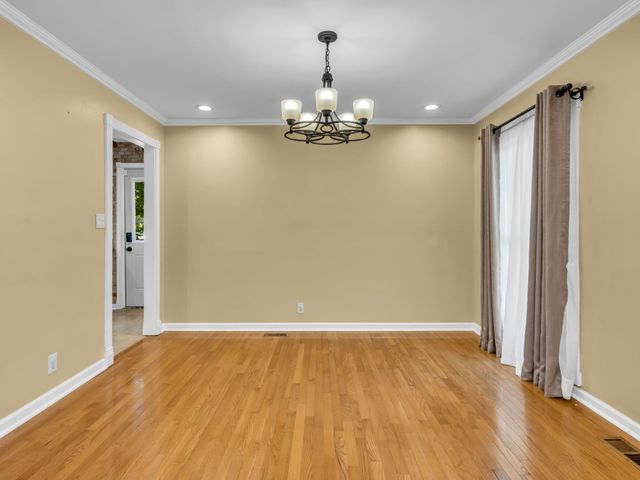 3043 Trough Springs Rd, Clarksville, TN 37043