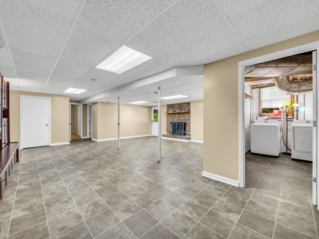 3043 Trough Springs Rd, Clarksville, TN 37043