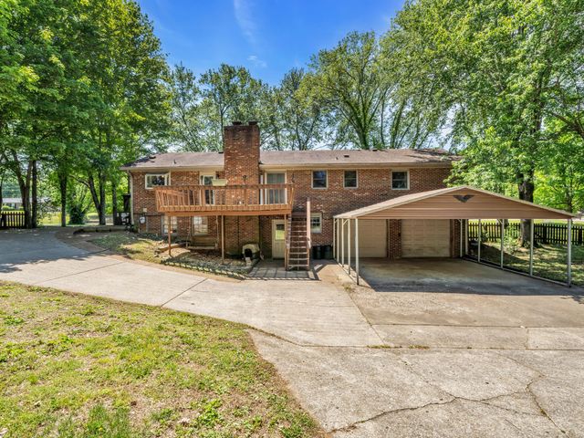 3043 Trough Springs Rd, Clarksville, TN 37043