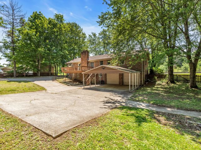 3043 Trough Springs Rd, Clarksville, TN 37043