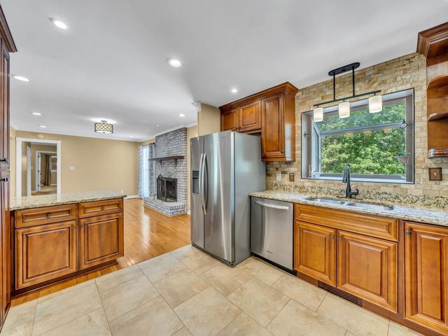 3043 Trough Springs Rd, Clarksville, TN 37043