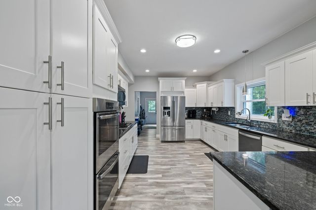 8130 E Lake Shore Drive, Rockville, IN 47872