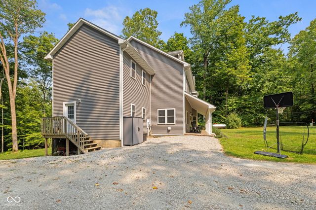 8130 E Lake Shore Drive, Rockville, IN 47872