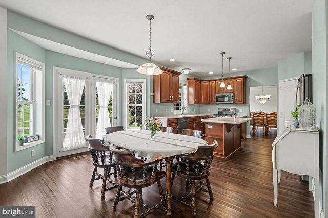 7329 COBBLE STONE DR, Harrisburg, PA 17112