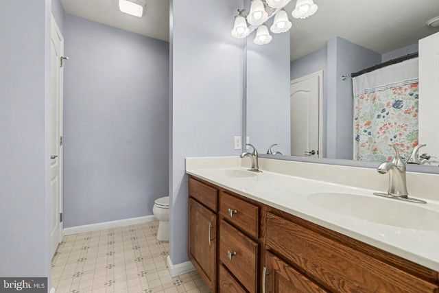 7329 COBBLE STONE DR, Harrisburg, PA 17112