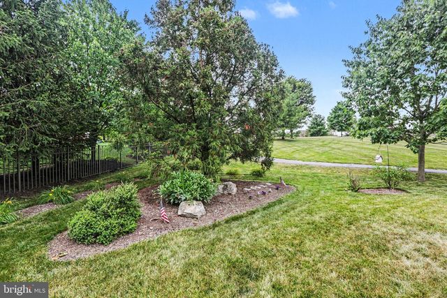 7329 COBBLE STONE DR, Harrisburg, PA 17112
