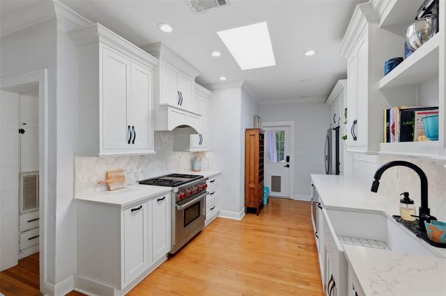 3318 W PALMIRA AVENUE, Tampa, FL 33629