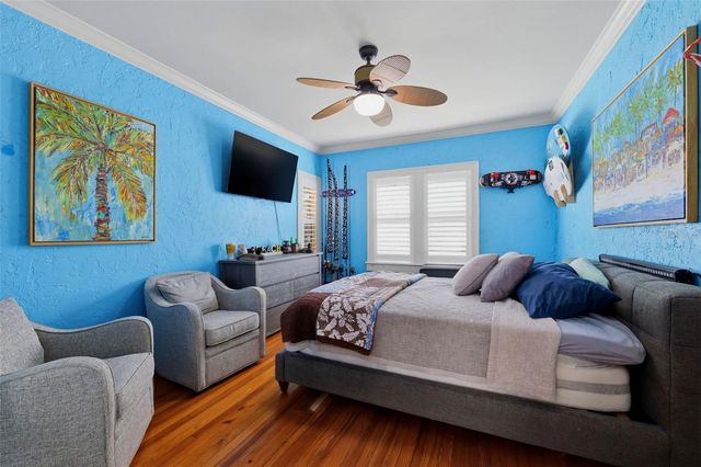 3318 W PALMIRA AVENUE, Tampa, FL 33629