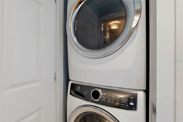 3318 W PALMIRA AVENUE, Tampa, FL 33629