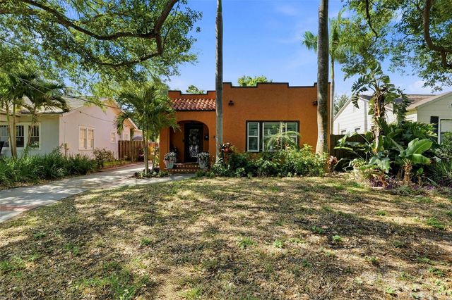 3318 W PALMIRA AVENUE, Tampa, FL 33629