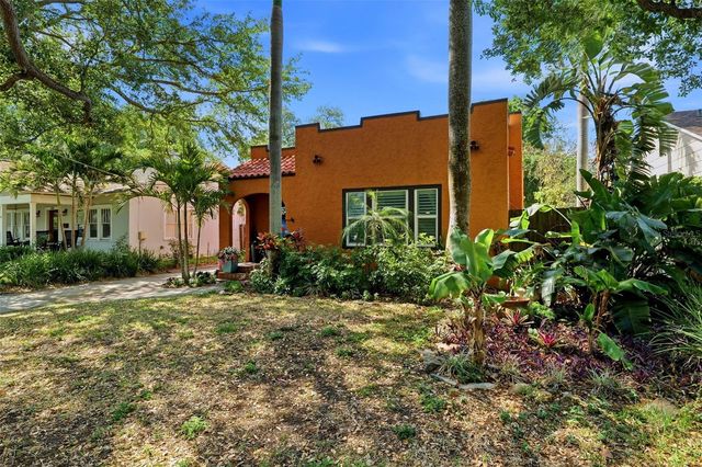 3318 W PALMIRA AVENUE, Tampa, FL 33629