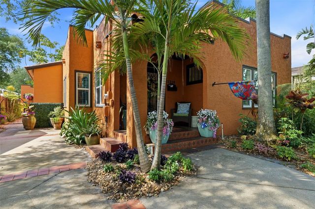 3318 W PALMIRA AVENUE, Tampa, FL 33629