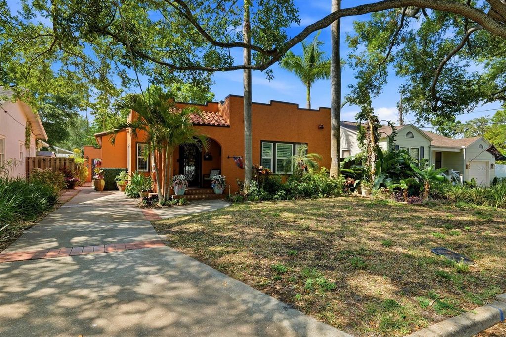 3318 W PALMIRA AVENUE, Tampa, FL 33629