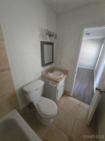 4429 WARES FERRY Road, Montgomery, AL 36109