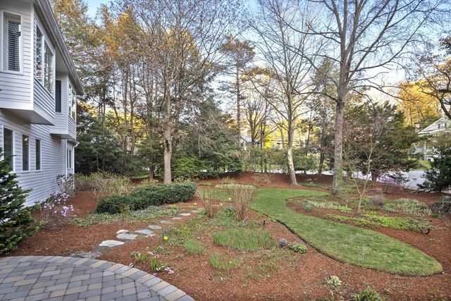 1 Croftdale Rd, Newton, MA 02464