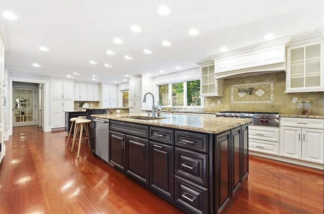 1 Croftdale Rd, Newton, MA 02464