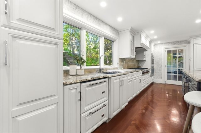 1 Croftdale Rd, Newton, MA 02464