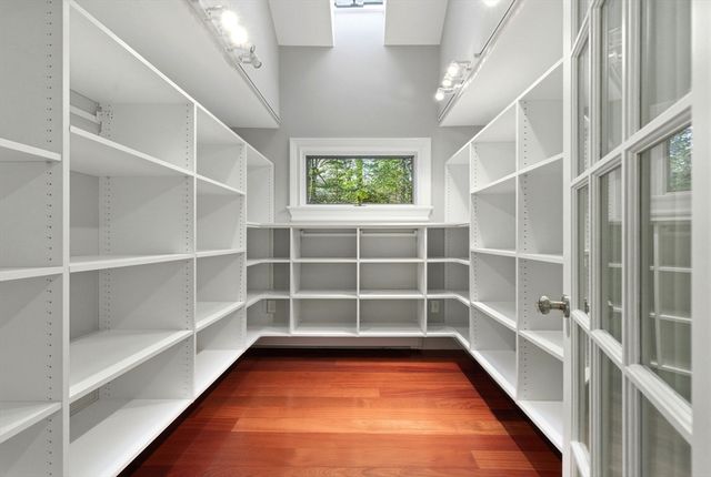 1 Croftdale Rd, Newton, MA 02464
