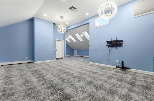 1 Croftdale Rd, Newton, MA 02464