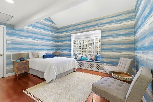 1 Croftdale Rd, Newton, MA 02464