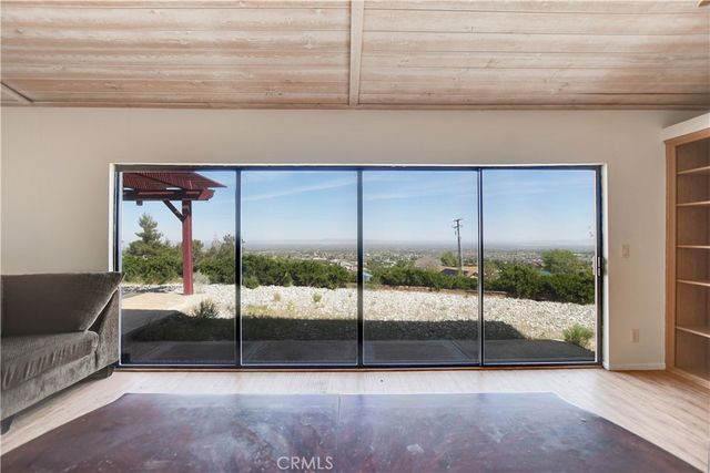 2929 Snow Line Drive, Pinon Hills, CA 92372