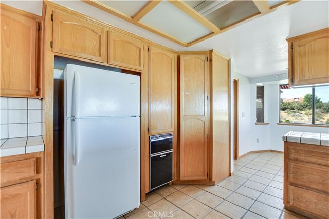2929 Snow Line Drive, Pinon Hills, CA 92372