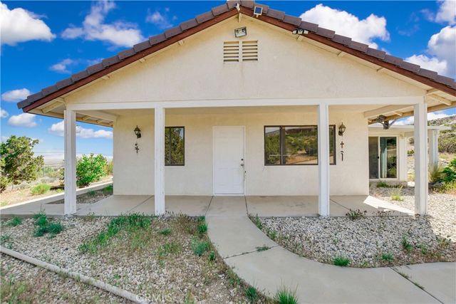 2929 Snow Line Drive, Pinon Hills, CA 92372
