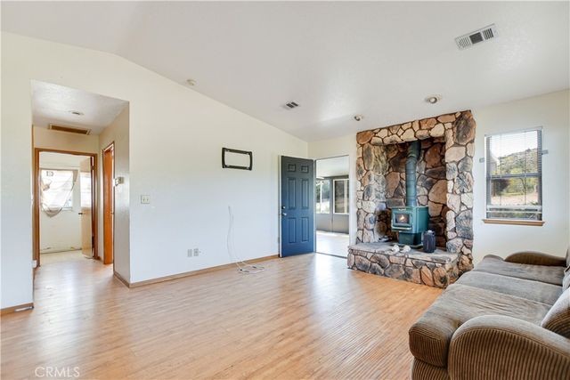 2929 Snow Line Drive, Pinon Hills, CA 92372