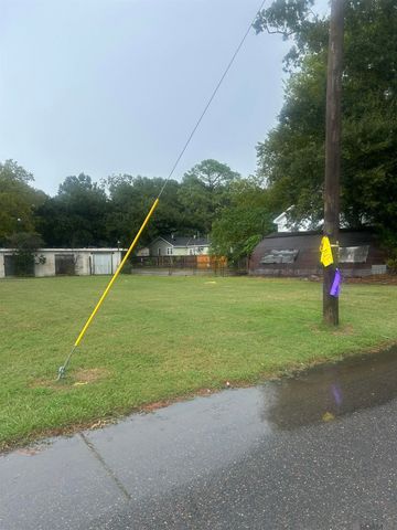 844 W Roosevelt St, Baton Rouge, LA 70802