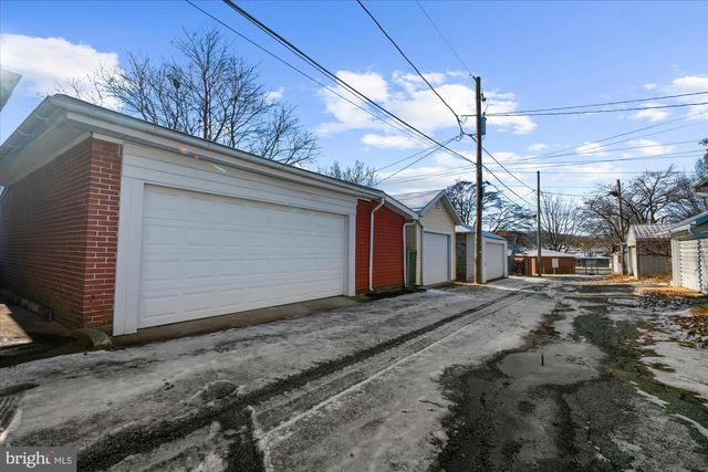 3 READING AVE, Reading, PA 19607